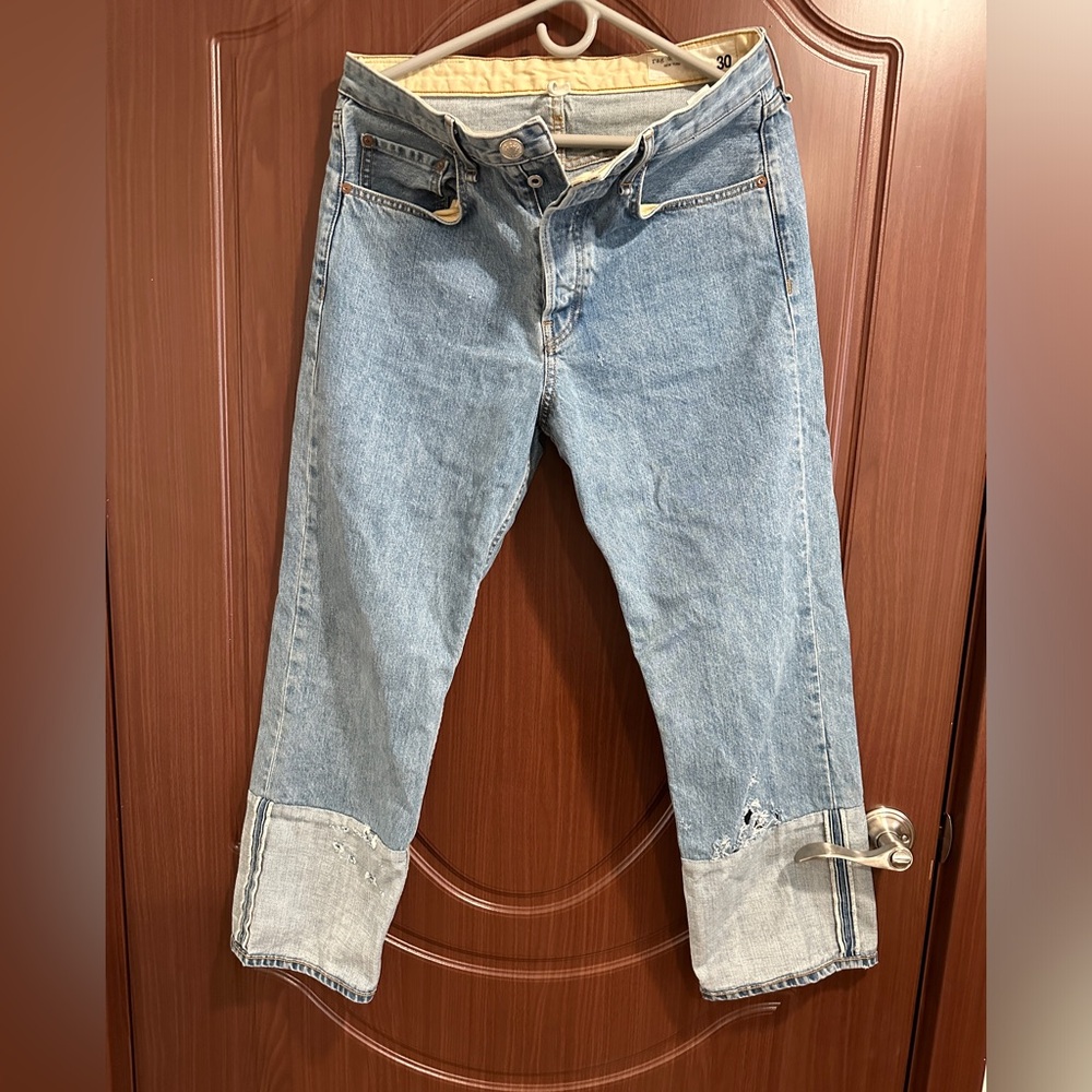 Rag &Bone distressed unique Jean  size 30